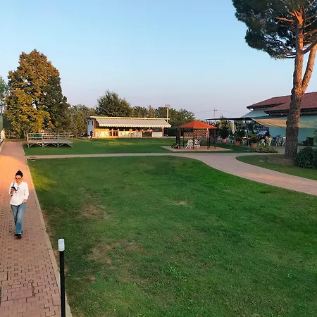 La Fiaba Del Monferrato 비냘레