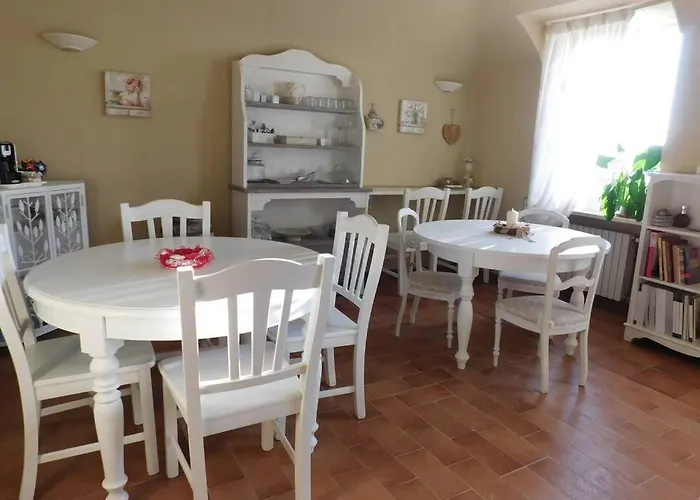 La Fiaba Del Monferrato 아파트 비냘레
